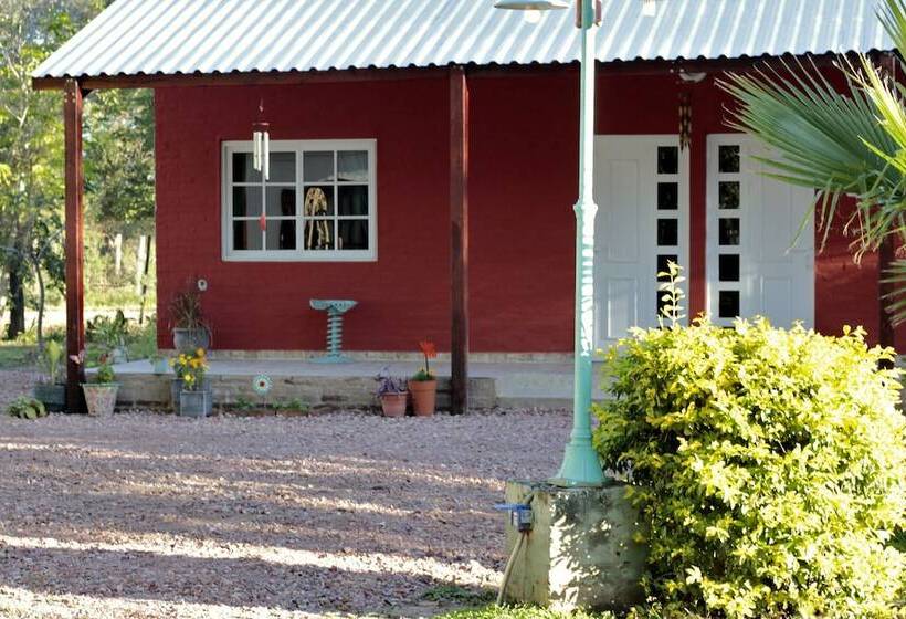 Hotel De Campo El Rebenque