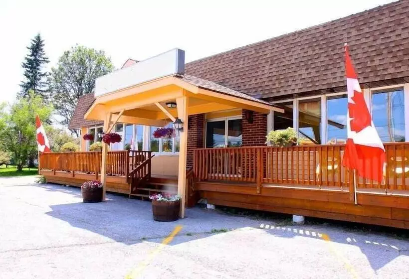 Hotelli Lakeside Inn