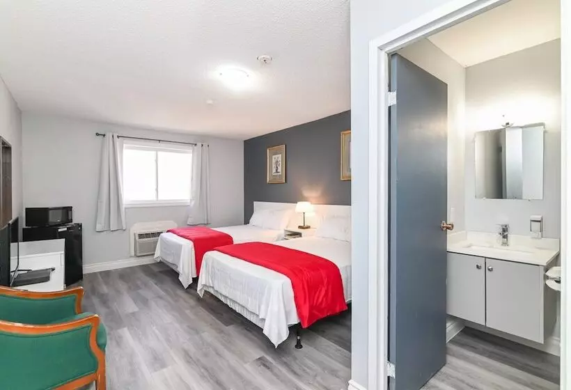 Hotelli Lakeside Inn