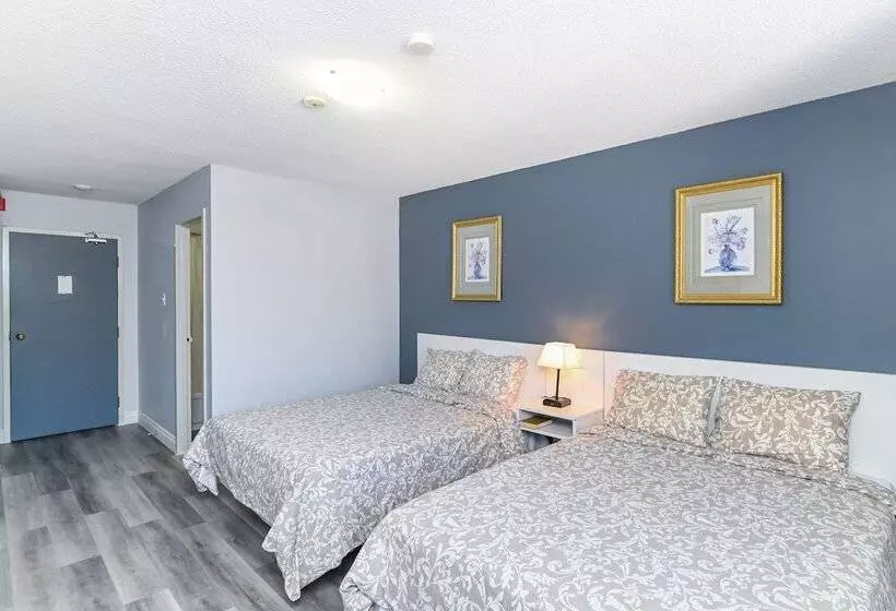 Hotelli Lakeside Inn