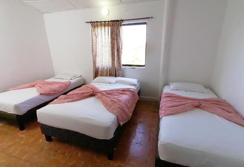 Hotell Montecarlo Beach