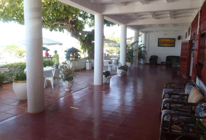 Hotell Montecarlo Beach