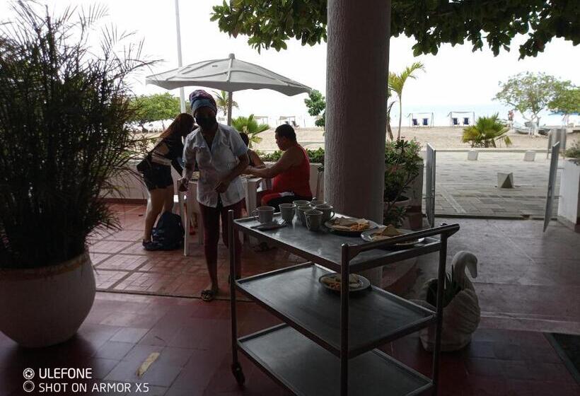 Hotell Montecarlo Beach