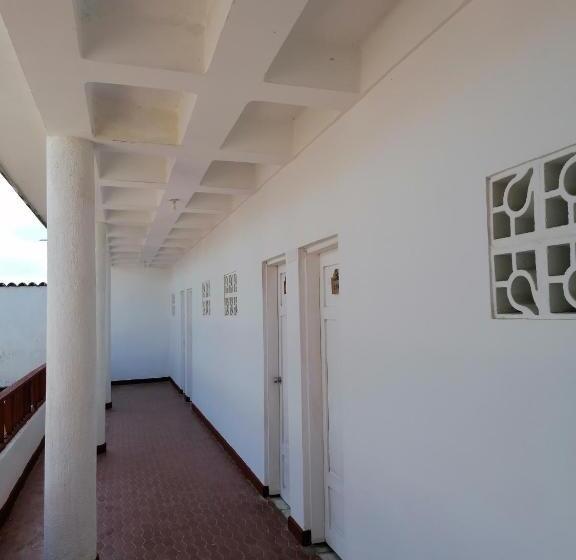 Hotell Montecarlo Beach