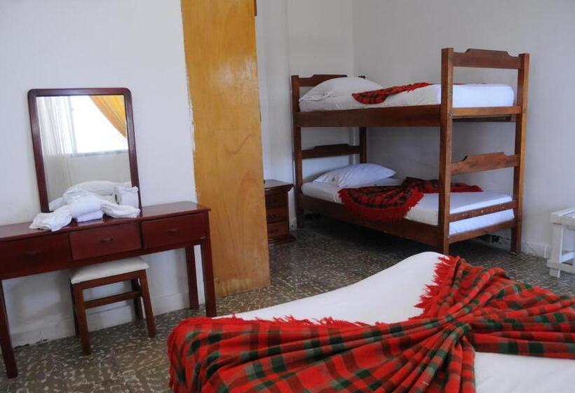 Hotell Montecarlo Beach