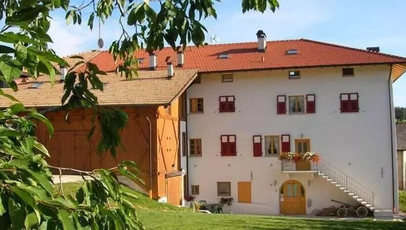 田舎風ホテル Agritur Maso San Bartolomeo