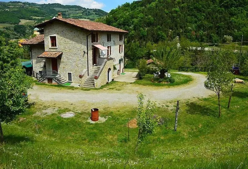 田舎風ホテル Agriturismo Campo Rosso