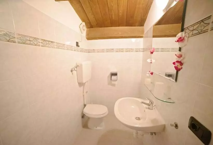 田舎風ホテル Agriturismo Campo Rosso