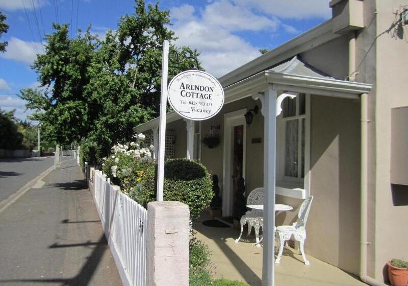 モーテル Arendon Cottage