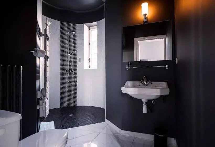 Majatalo Château Haute Roche