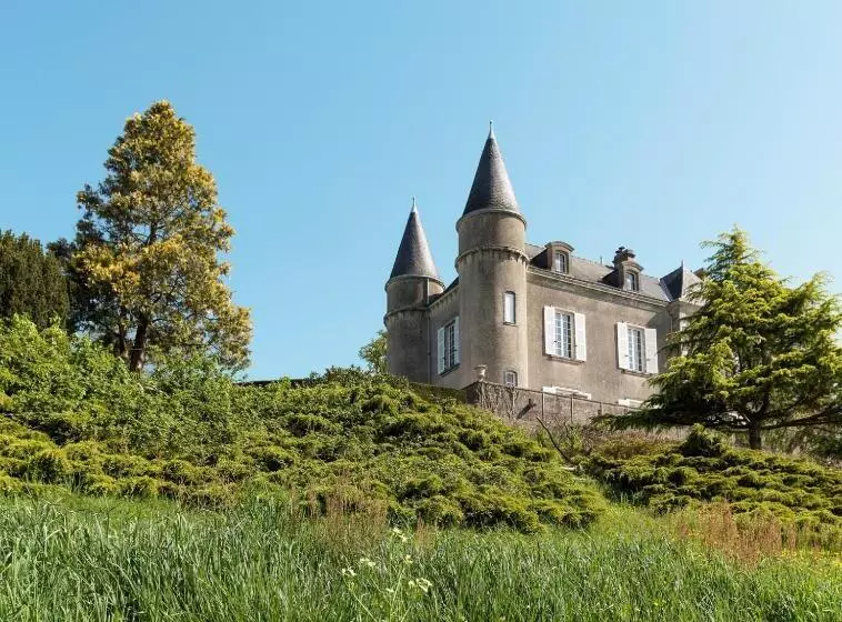 Majatalo Château Haute Roche