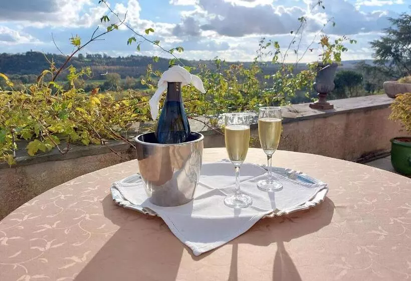 Majatalo Château Haute Roche