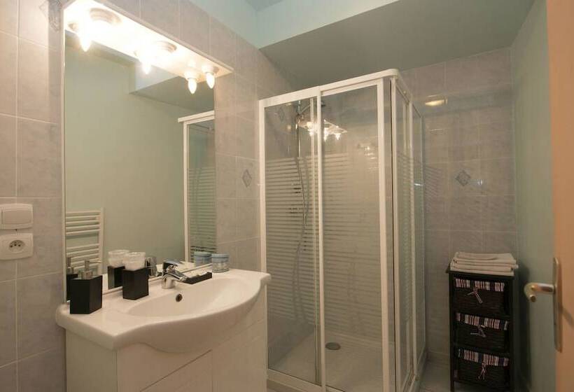 פנסיון Les Delices De La Roche