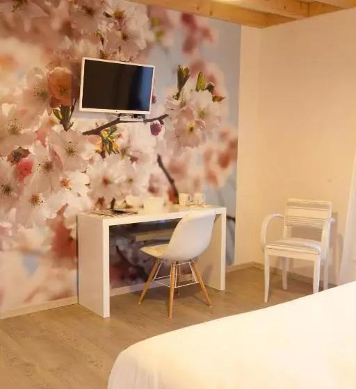 Majatalo Ome Sweet Home