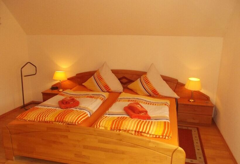 פנסיון Weingut & Gastehaus Kaufmannschneider