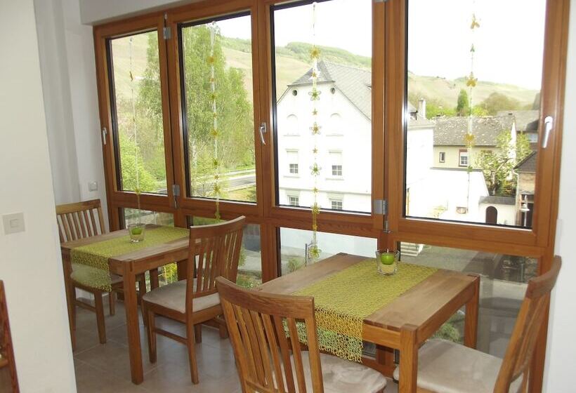 פנסיון Weingut & Gastehaus Kaufmannschneider