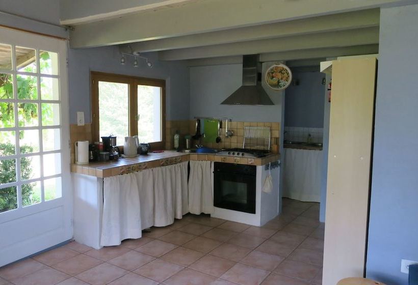 مبيت وإفطار Domaine Le Poteau