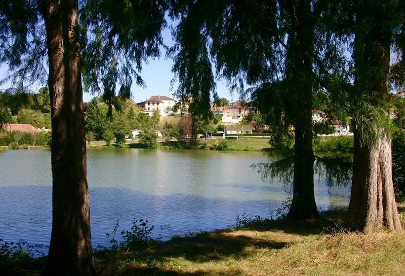 مبيت وإفطار Domaine Le Poteau