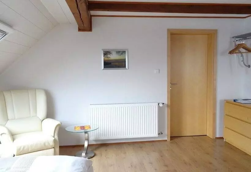 ホテル Apartment Panorama 1 Near Airport