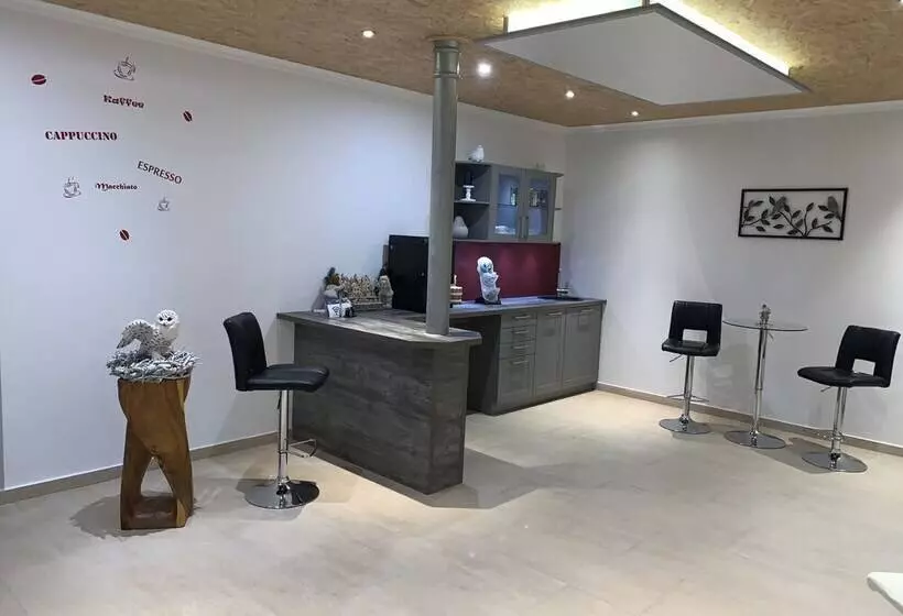 ホテル Apartment Panorama 1 Near Airport