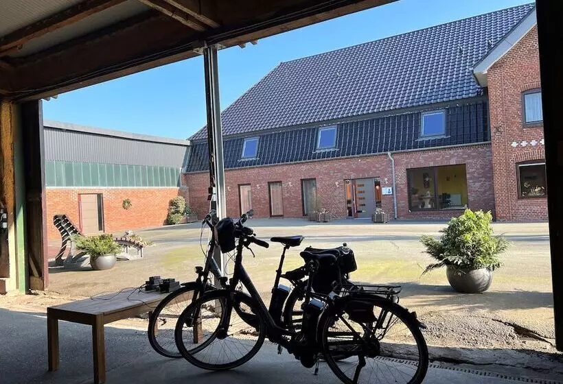 ホテル Apartment Panorama 1 Near Airport