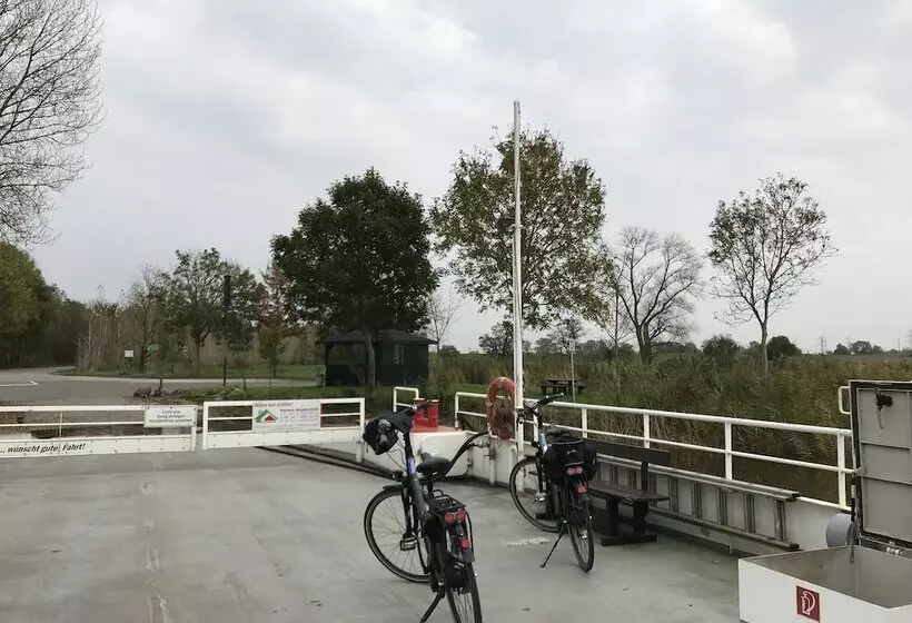 ホテル Apartment Panorama 1 Near Airport