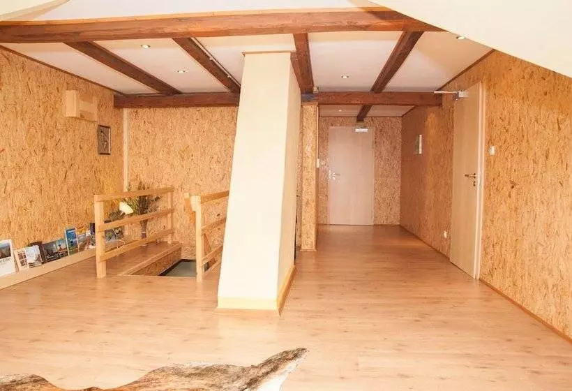 ホテル Apartment Panorama 1 Near Airport