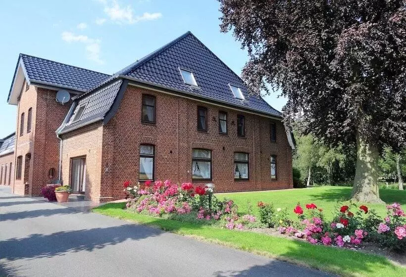 ホテル Apartment Panorama 1 Near Airport