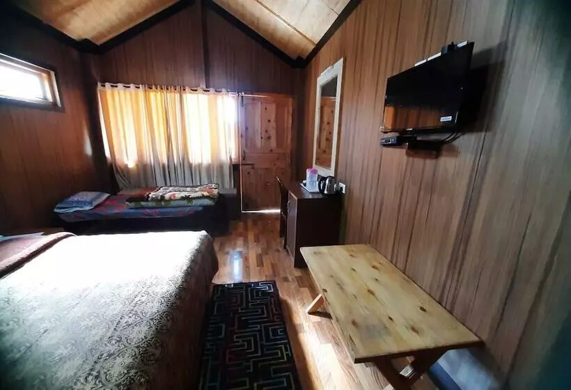 Hotelli Camp Mehi Nature Resort