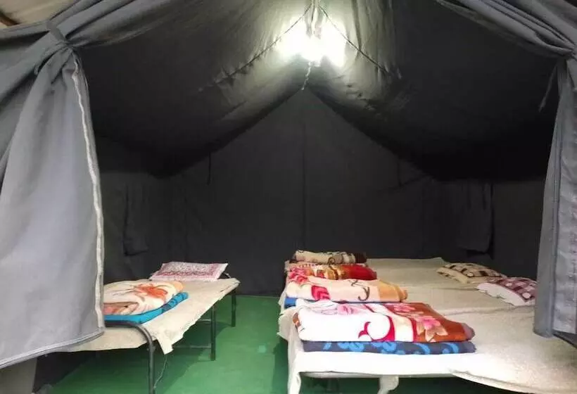 Hotelli Camp Mehi Nature Resort