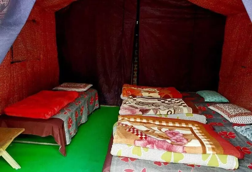 Hotelli Camp Mehi Nature Resort