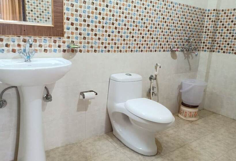 בית מלון כפרי Camp Mehi Nature Resort