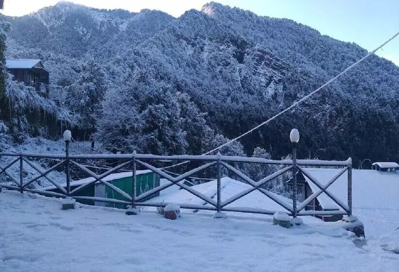 Hotelli Camp Mehi Nature Resort