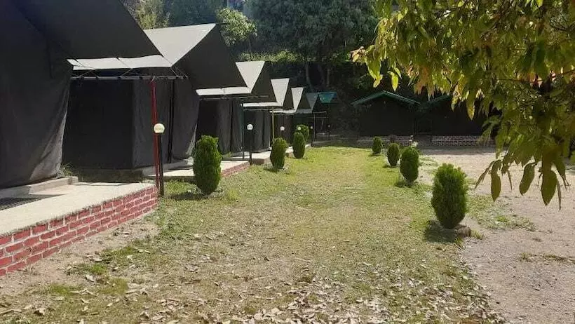 Hotelli Camp Mehi Nature Resort
