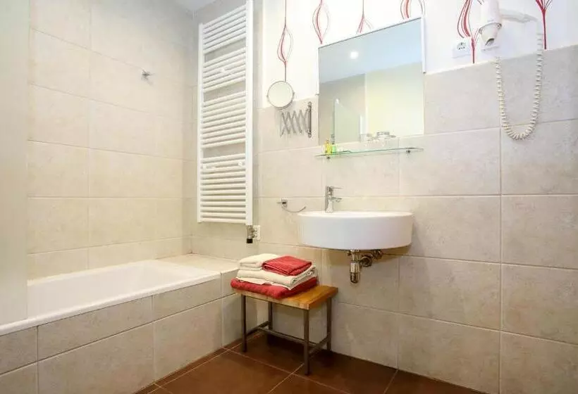 ホテル El Lagar De La Navazuela