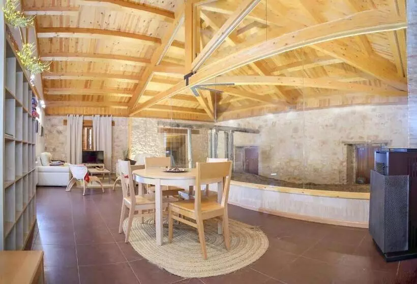 ホテル El Lagar De La Navazuela