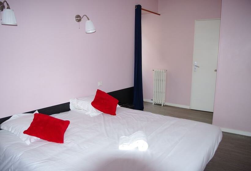 Отель Hôtel Des Voyageurs