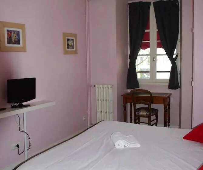 ホテル Hôtel Des Voyageurs