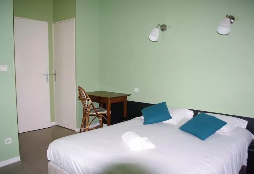 ホテル Hôtel Des Voyageurs