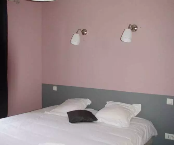 ホテル Hôtel Des Voyageurs