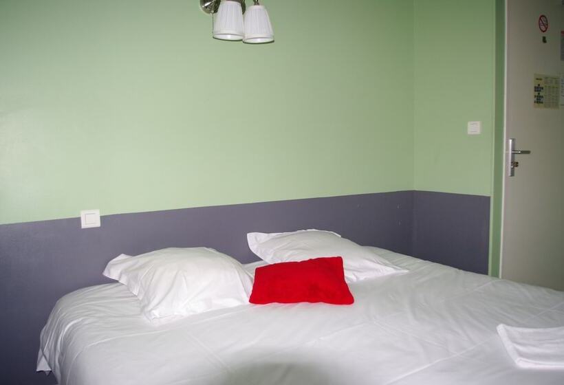 Отель Hôtel Des Voyageurs