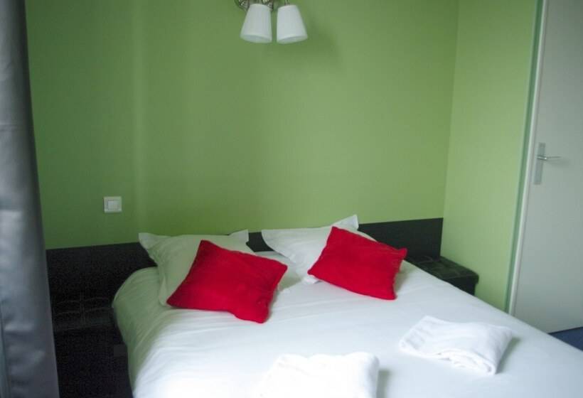 Отель Hôtel Des Voyageurs