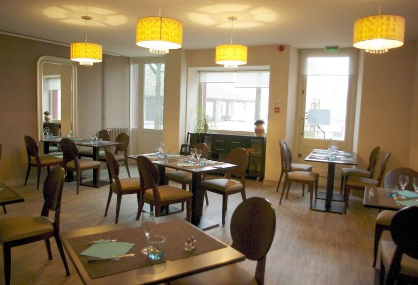 Отель Hôtel Des Voyageurs