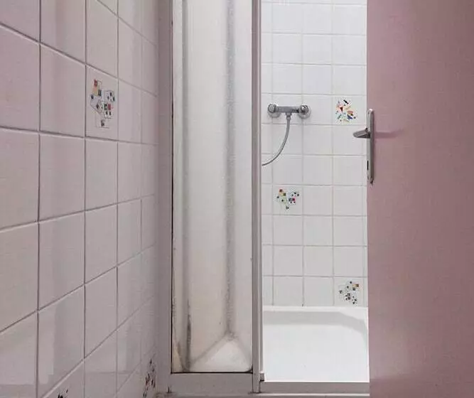 Majatalo Grand Gîte à La Ferme Du Charmois