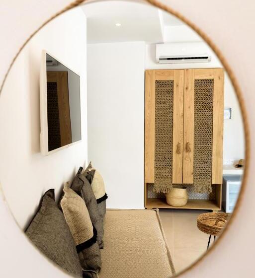 ペンション Kiano Suites