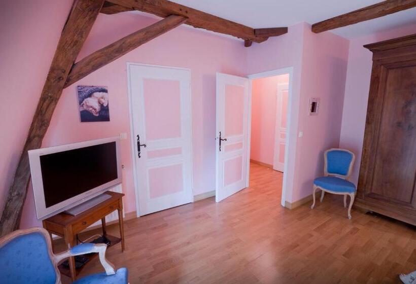 פנסיון La Bastide Du Roy