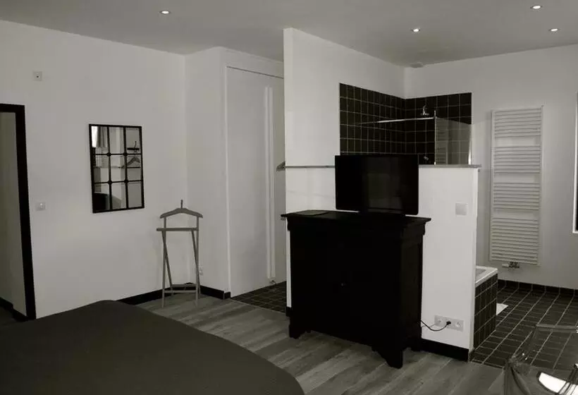 Majatalo La Grange De Salomé