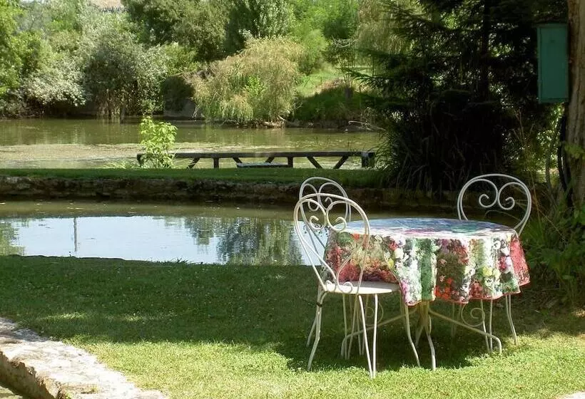 Majatalo Le Moulin De Cocussotte