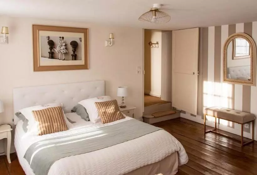 Majatalo Maison D Hôtes  Le Domaine De La Frênaie