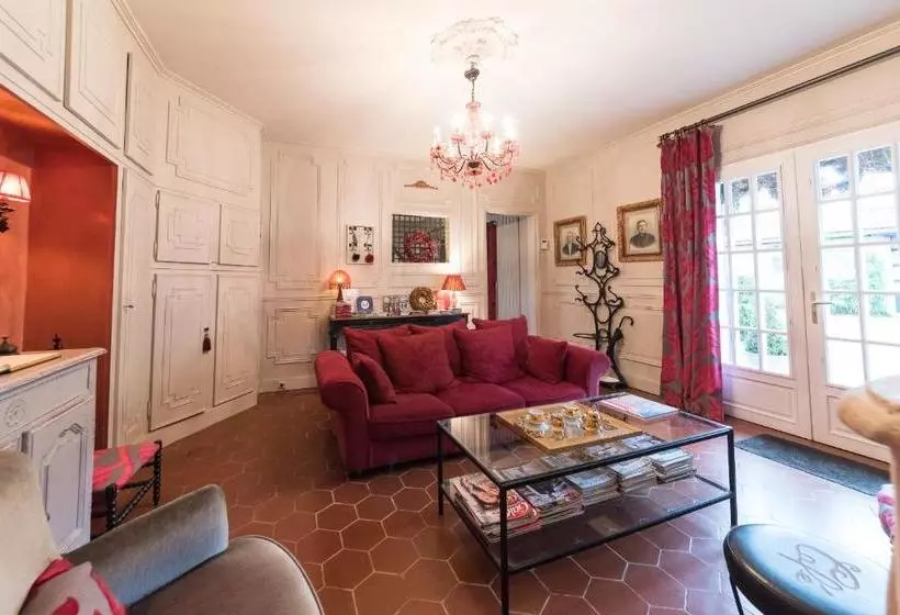 Majatalo Maison D Hôtes  Le Domaine De La Frênaie